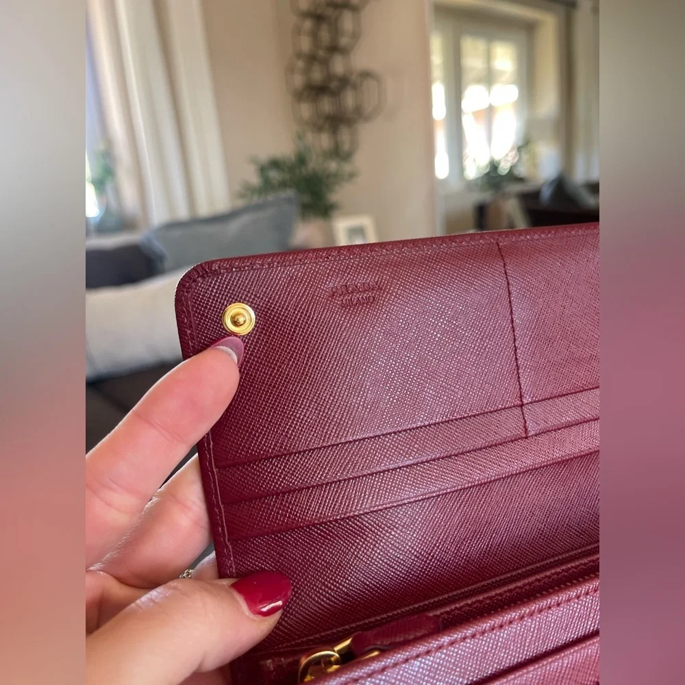 Prada Large Saffiano Leather Wallet Burgundy Like New Authentic